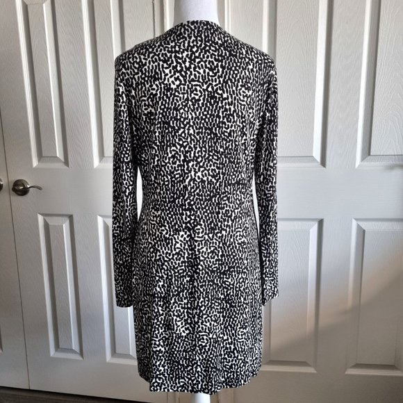 Diane Von Furstenberg "Reina" Dress Size 8 - Picture 4 of 14